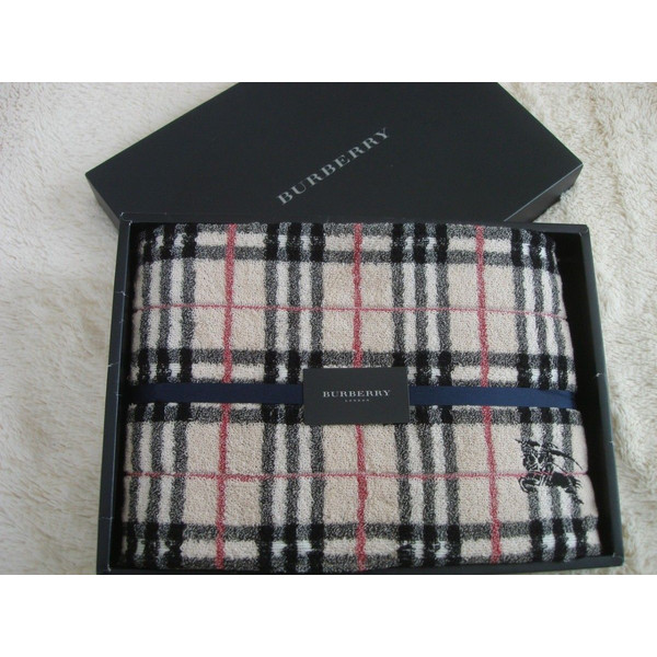 Burberry バーバリー バスタオル avanza.com.br