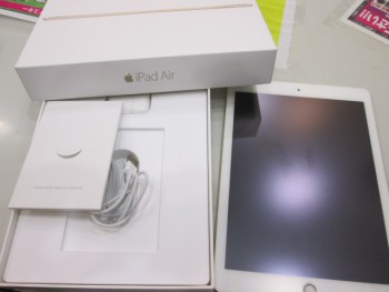 Apple iPad Air 2 / 16GB Gold MH1C2J A1567 美品