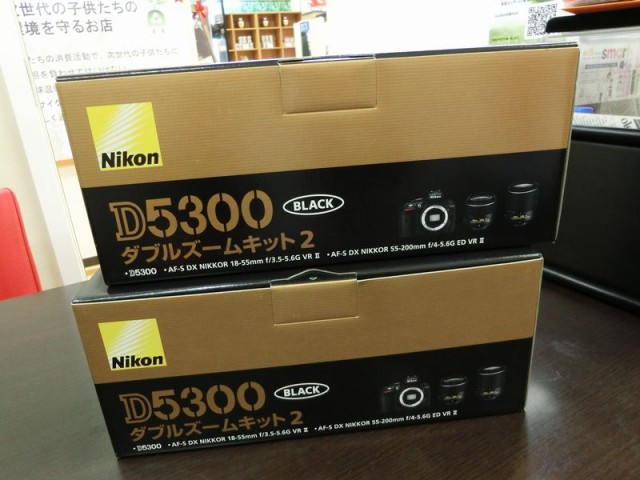 ニコン D5300 ダブルズームキット2 ブラック 2個