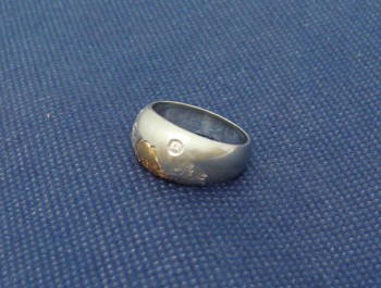 指輪やネックレス 貴金属 金・プラチナ・ダイヤモンド高価買取 古いもの、少量からお気軽にお持ち下さい