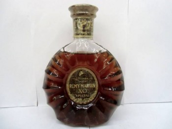 レミーマルタン REMY MARTIN XO SPECIAL 700ml