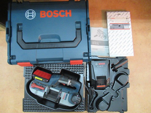 BOSCH バッテリーバンドソーGCB18V-LI型 キャリングケース付 一式