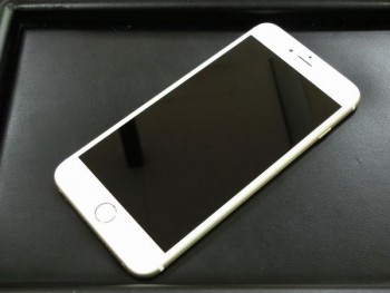 iPhone6 Plus 64GB ゴールド　本体のみ 難あり品