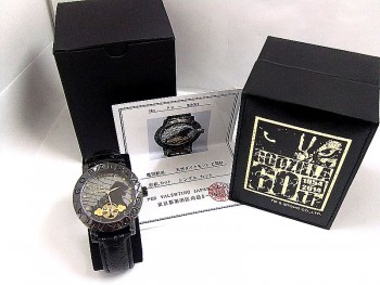 ゴジラ60周年記念 天然ダイヤ機械式腕時計 世界限定1954本