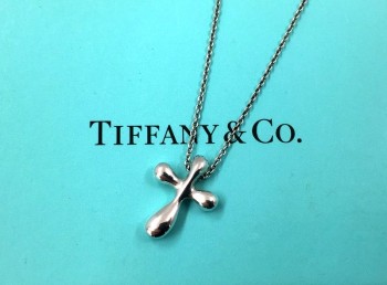 Tiffany＆Co. スモールクロス シルバー925 ネックレス
