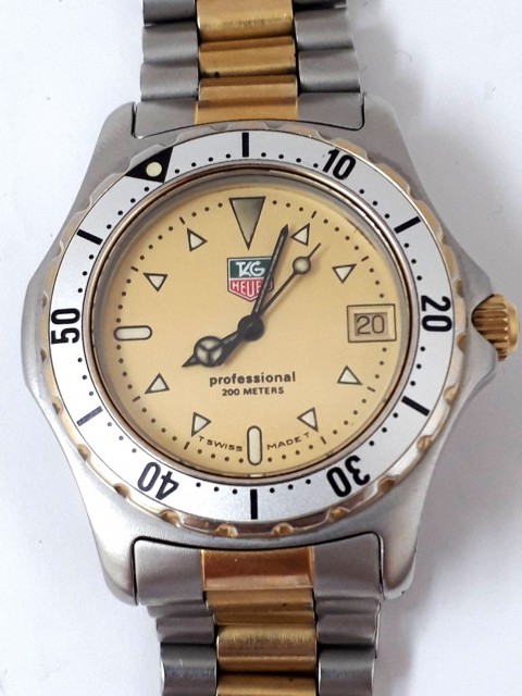 タグホイヤー 974.013R-2 プロフェッショナル200M スイス製 デイト コンビ ゴールド文字盤 SS QZ 腕時計 | 時計 | 買取実績 | 買取センタージーピー