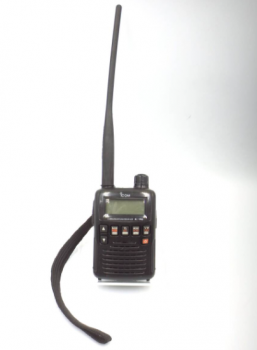 ICOMアイコム広帯域レシーバー受信機IC-R6本体+ストラップのみ付属品無し通電確認済みUSED品