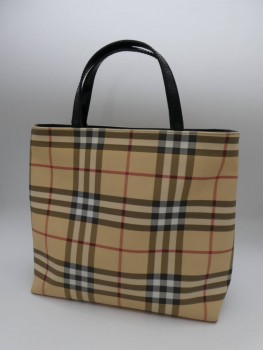 バーバリー　トート