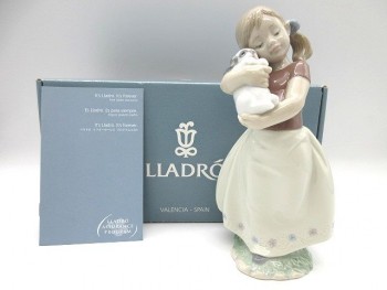 リヤドロ　女の子