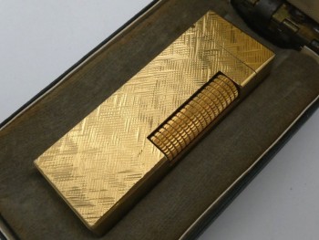 ダンヒル ライター1