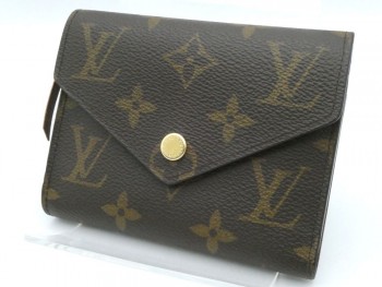 モノグラム　三つ折り