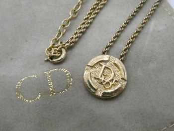 ディオール ネックレス